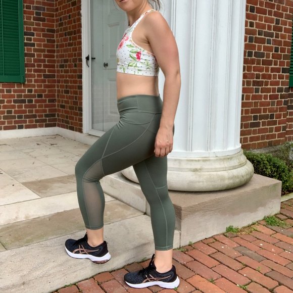 Dots 'n Roses Racerback Sports Bra - Picture 12 of 12